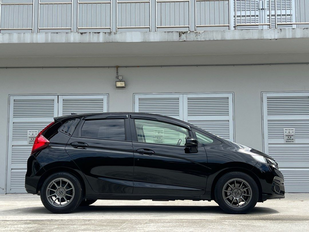 Honda Fit 1.3 G F-Package [2017 FL] (A) (Category: Used Cars) located in Singapore. Submitted by OnlyCarsSG (Listing ID 1370102852, Image 3). Description: 🔥🔥 $500 DRIVEAWAY PROMO 🔥🔥 ⚡️⚡️ FROM $1,000 MONTHLY ⚡️⚡️ ❌ No Admin Fees / Charges ❌ ✅ Loan Approval in 1-2 Days ✅ ‼️ Contact Me For More Info ‼️ ☎️ 80403130 - Jeremy ☎️ ‼️ COMPLIMENTARY ‼️ ⚙️ 10 Years Engine & Gearbox Warranty! 🛠 Engine Oil Servicing Package! 📄 Road Tax & Insurance! ✨ Po