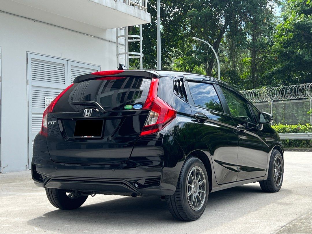 Honda Fit 1.3 G F-Package [2017 FL] (A) (Category: Used Cars) located in Singapore. Submitted by OnlyCarsSG (Listing ID 1370102852, Image 2). Description: 🔥🔥 $500 DRIVEAWAY PROMO 🔥🔥 ⚡️⚡️ FROM $1,000 MONTHLY ⚡️⚡️ ❌ No Admin Fees / Charges ❌ ✅ Loan Approval in 1-2 Days ✅ ‼️ Contact Me For More Info ‼️ ☎️ 80403130 - Jeremy ☎️ ‼️ COMPLIMENTARY ‼️ ⚙️ 10 Years Engine & Gearbox Warranty! 🛠 Engine Oil Servicing Package! 📄 Road Tax & Insurance! ✨ Po