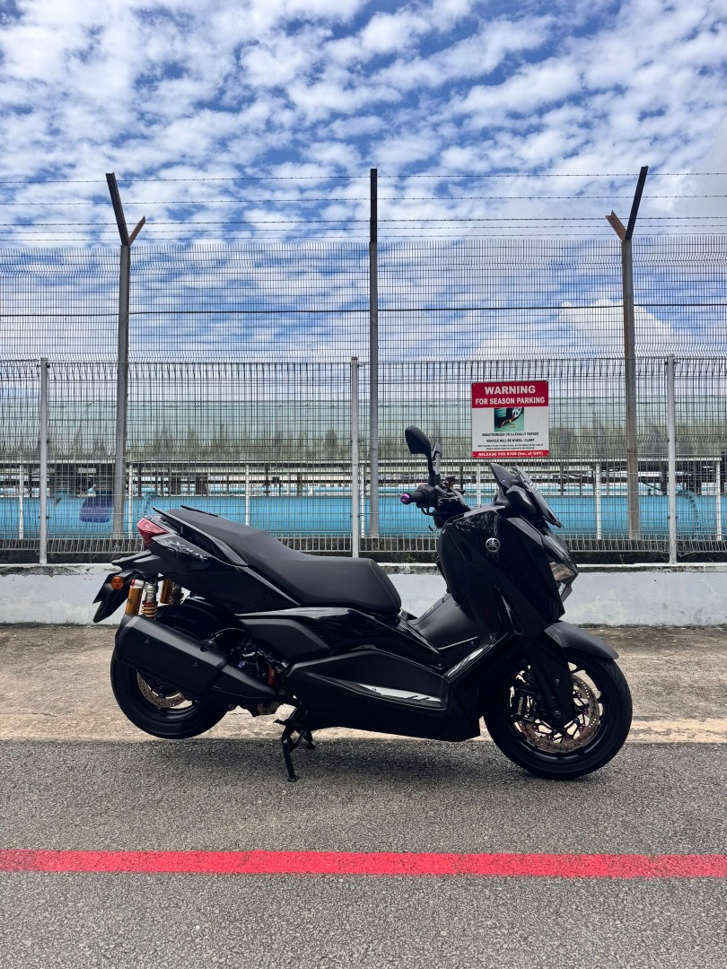 Jan/2024 Yamaha Xmax 300 V2 ABS Keyless ( Loaded with Accessories ...