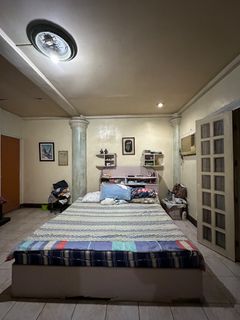 (Category: ) located in . Submitted by mindfully_decluttering (Listing ID 1370206409, Image 1). Description: .