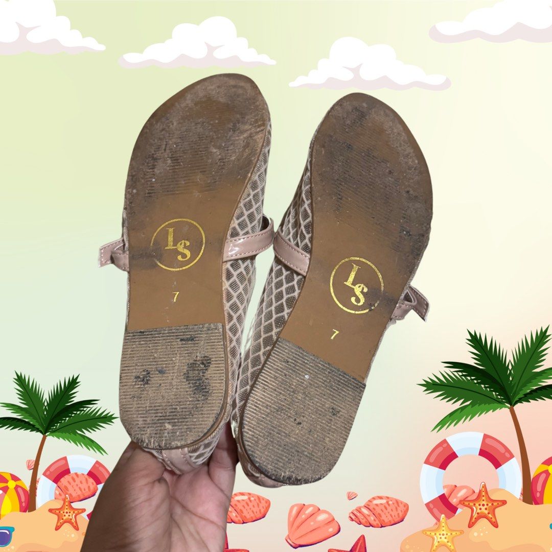 Like Alaïa Nude mesh flat mary janes (Category: Flats & Sandals) located in Pasay City. Submitted by closetdetoxbyk (Listing ID 1370248854, Image 3). Description: ⚡️ SERIOUSLY DECLUTTERING ⚡️ 🚩 Please be considerate. Hagglers and lowballers will be blocked. *Actual photos posted 📏: Size 7 (please swipe for size chart) 📌: 10/10 used twice, bought @ SRP last December 2024. Still up @ La Soledad’s website 🔖 RFS: decluttering, too many shoes of t