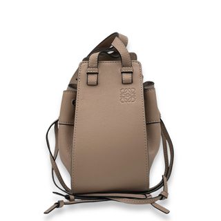 (Category: ) located in . Submitted by carousellluxury (Listing ID 1329881062, Image 1). Description: .