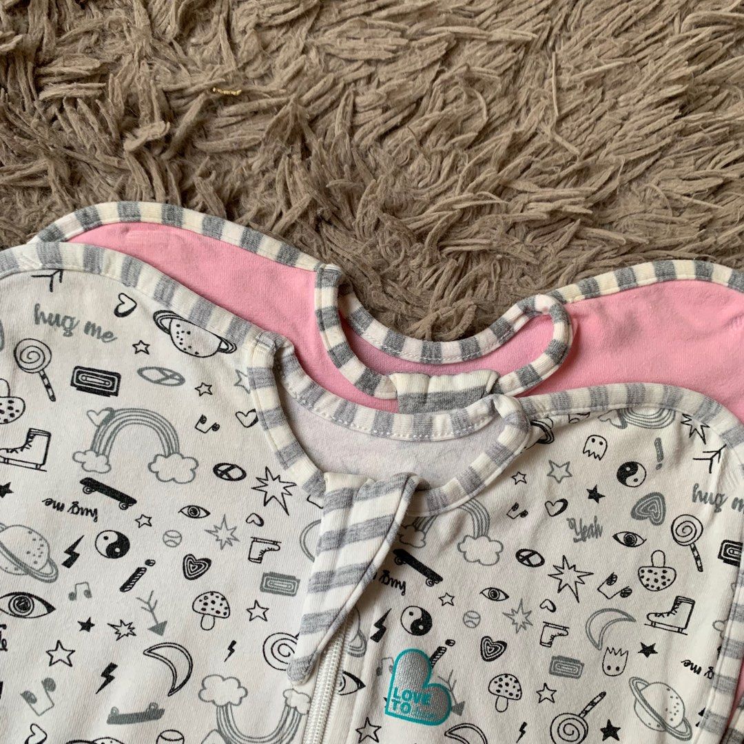 Love to dream swaddle pink and white printed bundle (Category: Babies & Kids Fashion) located in Cabiao. Submitted by MomAndBabyCorner (Listing ID 1370186959, Image 3). Description: Love to dream Small | 0/3 mos 1.0 TOG EUC but with minimal stain PHP 1050.