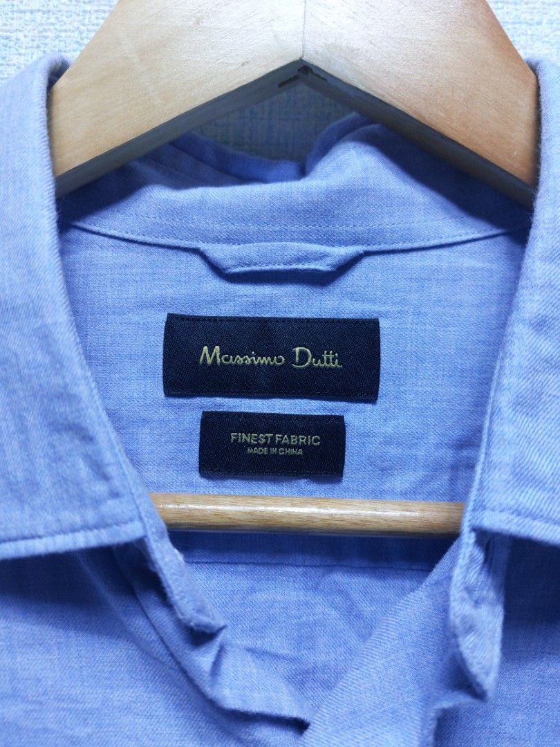 Massimo Dutti longsleeve (Category: Formal Shirts) located in Manila. Submitted by getforstyle (Listing ID 1370093479, Image 3). Description: Authentic Like new W22 L32.5 needs iron(plantsa) only.