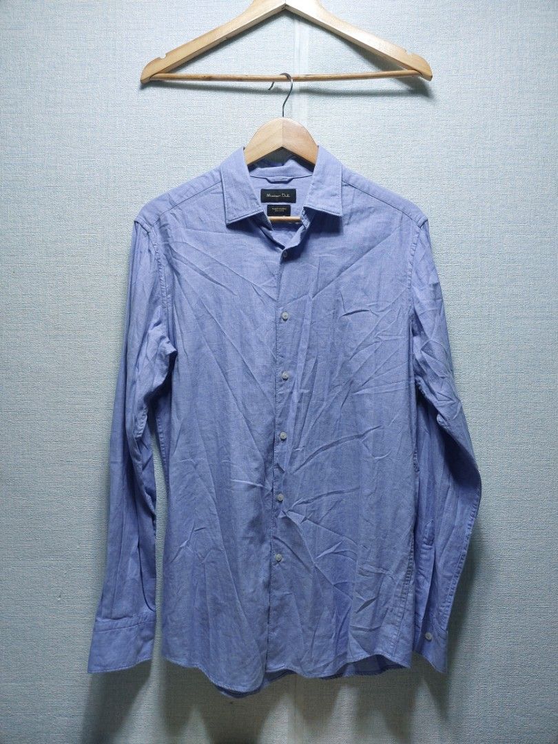 Massimo Dutti longsleeve (Category: Formal Shirts) located in Manila. Submitted by getforstyle (Listing ID 1370093479, Image 1). Description: Authentic Like new W22 L32.5 needs iron(plantsa) only.