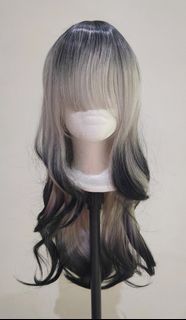 Ombre black and white wig