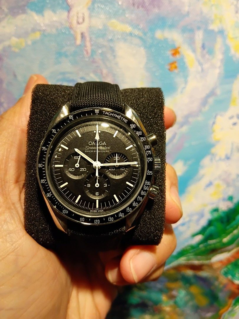 Omega SpeedMaster Co-Axial moonwatch (Category: Luxury Watches) located in Makati City. Submitted by jktheexplorer (Listing ID 1370247554, Image 1). Description: omega speedmaster moonwatch 2021, 40MM, Calibre 3861, Complete Full Set 310.32.42.50.01.001.