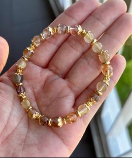 (Category: ) located in . Submitted by leannecollection (Listing ID 1370185741, Image 1). Description: .