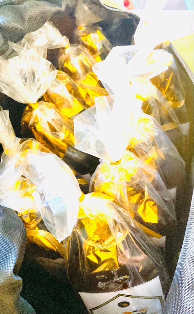 Pure Honey (Category: Health Food, Drinks & Tonics) located in Las Pinas. Submitted by amazingbee888 (Listing ID 1370243968, Image 1). Description: Pure Honey .
