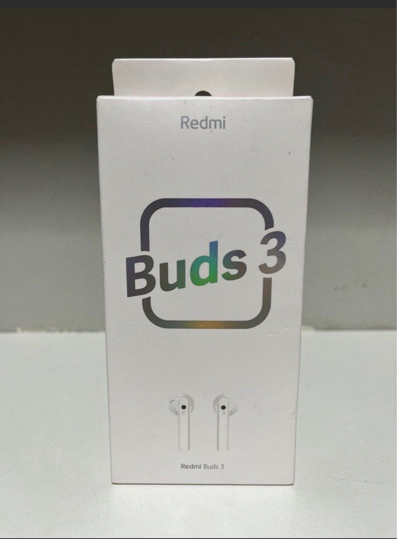 REDMI Buds 3 (Category: Earphones) located in Singapore. Submitted by simon.lewis (Listing ID 1370142815, Image 1). Description: •BRAND NEW •ONLY OPENED TO SHOW CONDITION •CHEAPEST IN MARKET.