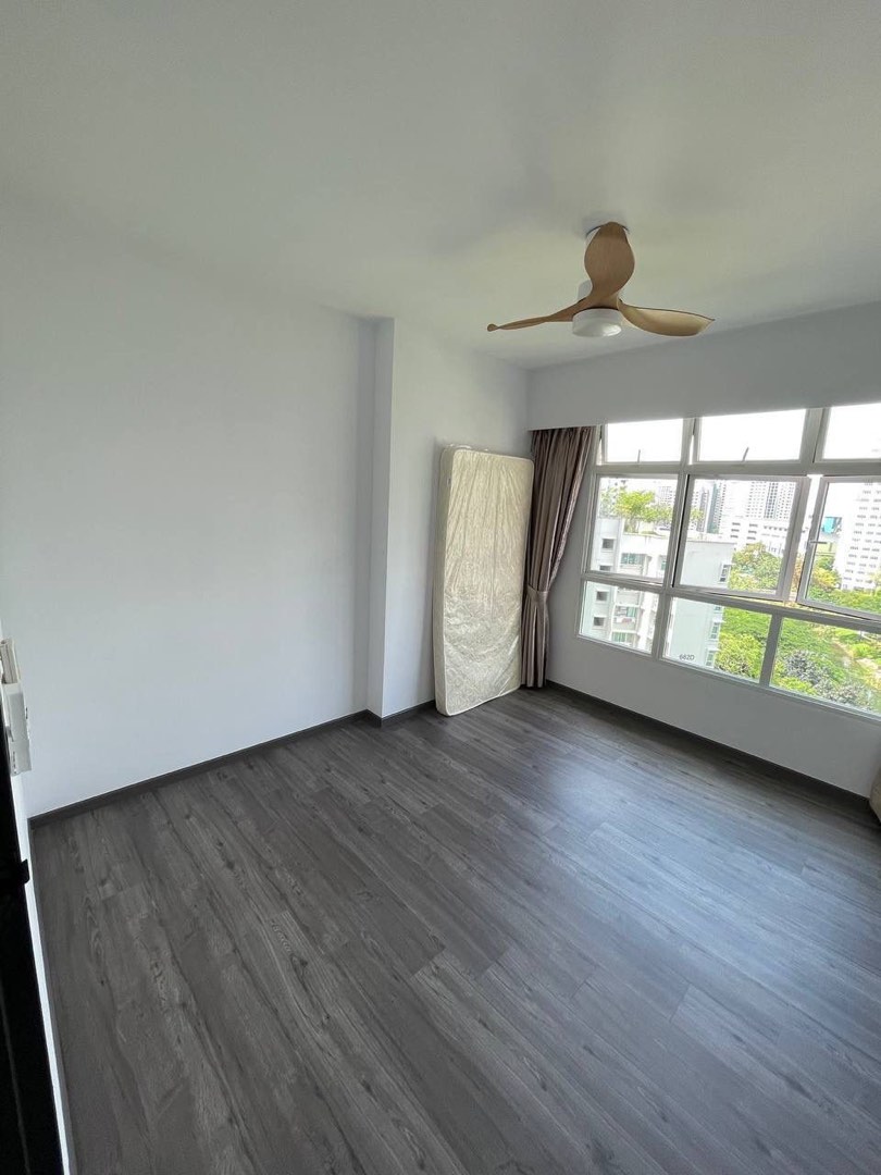 (Category: ) located in . Submitted by shopsalesmile (Listing ID 1370163637, Image 1). Description: .