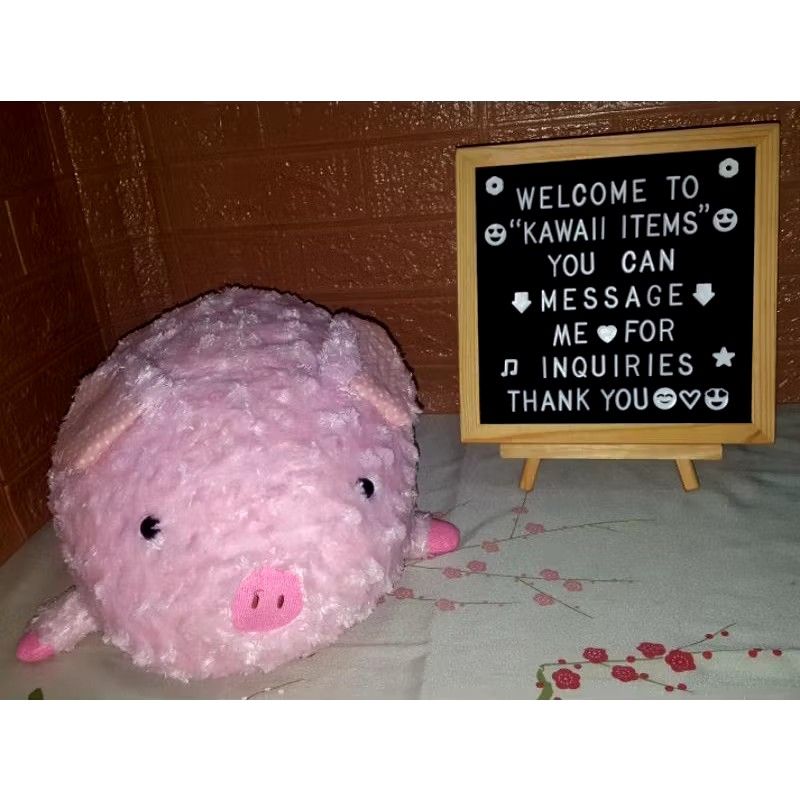 Rose Pattern Pig With Flowers Plush Toy (Category: Plushies & Soft Toys) located in Bulacan. Submitted by kawaii_items_stuffed_toys (Listing ID 1370236998, Image 1). Description: Preloved From Japan Box Flaws (Cut Etiketa) Rose Pattern Pink Pig With Flower Big and Huggable Height 19inches/48cm Just message me if you ever want to see more pictures of the item, I'm more than glad to assist you..