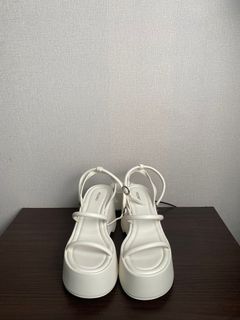 (Kategori: ) berada di . Dikirim oleh lapak_secondhand (ID iklan 1370094503, Gambar 1). Deskripsi: .