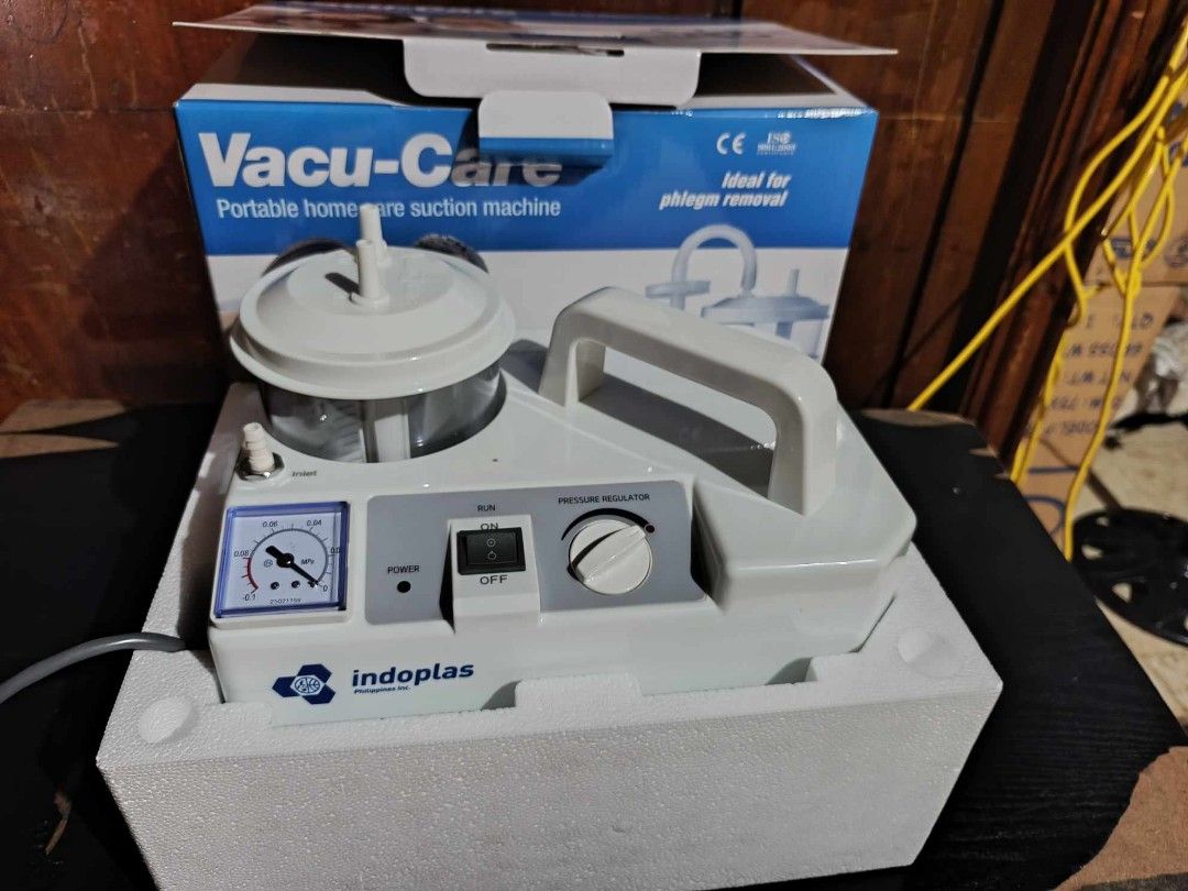 Suction machine (Category: Medical Supplies & Tools) located in Manila. Submitted by medicalcare12 (Listing ID 1370164637, Image 1). Description: brand new complete set for phlegm removal same day delivery.