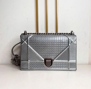 (Kategori: ) berada di . Dikirim oleh adorabags.id (ID iklan 1370084655, Gambar 1). Deskripsi: .