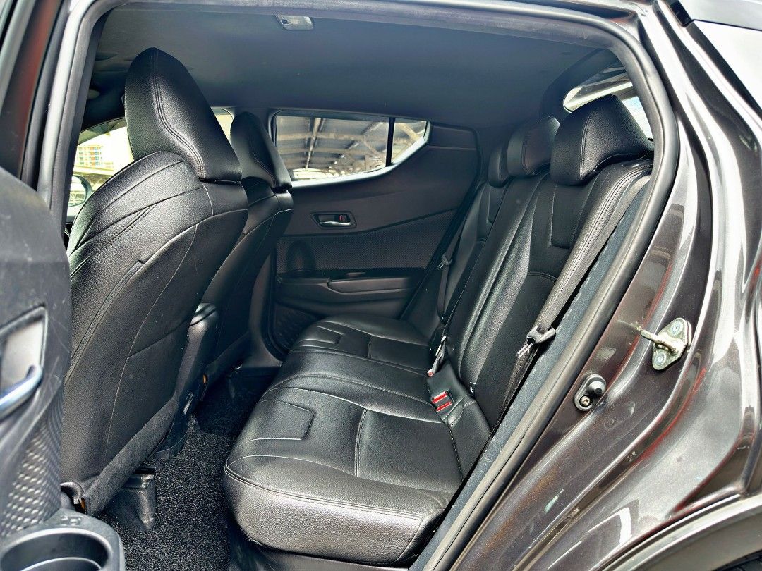 Toyota C-HR Hybrid 1.8 S (A)62885347944963114