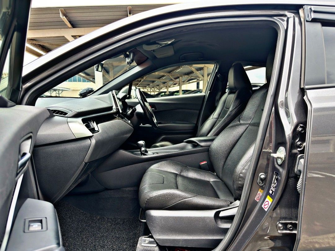 Toyota C-HR Hybrid 1.8 S (A)62885347944963113