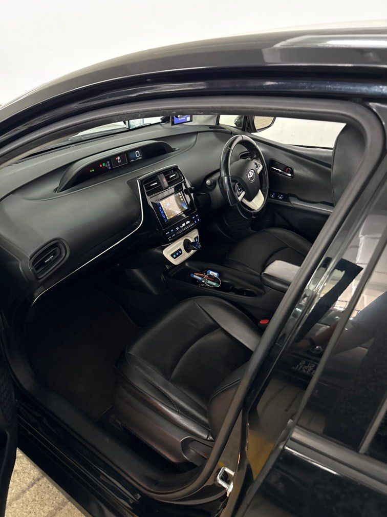 Toyota Prius hybrid (Category: Car Rental) located in Singapore. Submitted by allswellmotortraders (Listing ID 1370085455, Image 2). Description: .