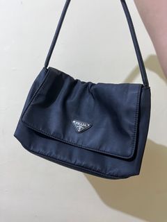 (Kategori: ) berada di . Dikirim oleh vieneta (ID iklan 1370197052, Gambar 1). Deskripsi: .