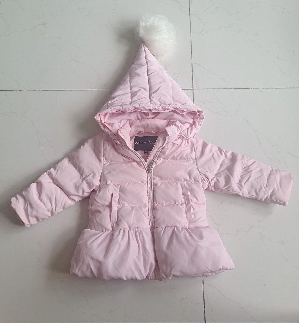 Winter Jacket (Category: Babies & Kids Fashion) located in Singapore. Submitted by dookie85 (Listing ID 1370151333, Image 1). Description: pink winter wear jacket for aged 12-18 months. used for only one trip. price negotiable. can deal in CCK area or nearby if it's convenient..