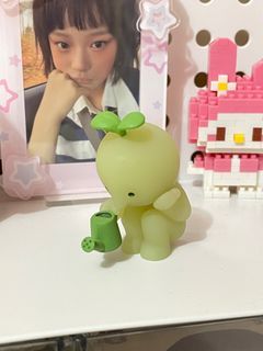 WTS LFB SMISKI SUNDAY SERIES GARDENING SONNY ANGEL HIRONO POPMART