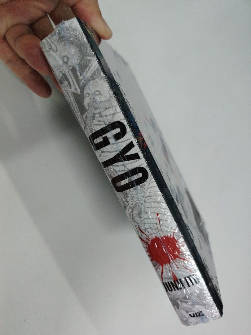 [100% Original] (Hardcover) Gyo [2-in-1 Deluxe Edition] by Junji Ito ...