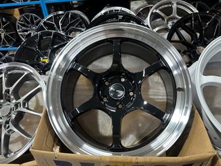 (Category: ) located in . Submitted by aws_tyre_rim (Listing ID 1310933150, Image 1). Description: .