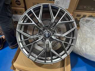 (Category: ) located in . Submitted by aws_tyre_rim (Listing ID 1338109563, Image 1). Description: .