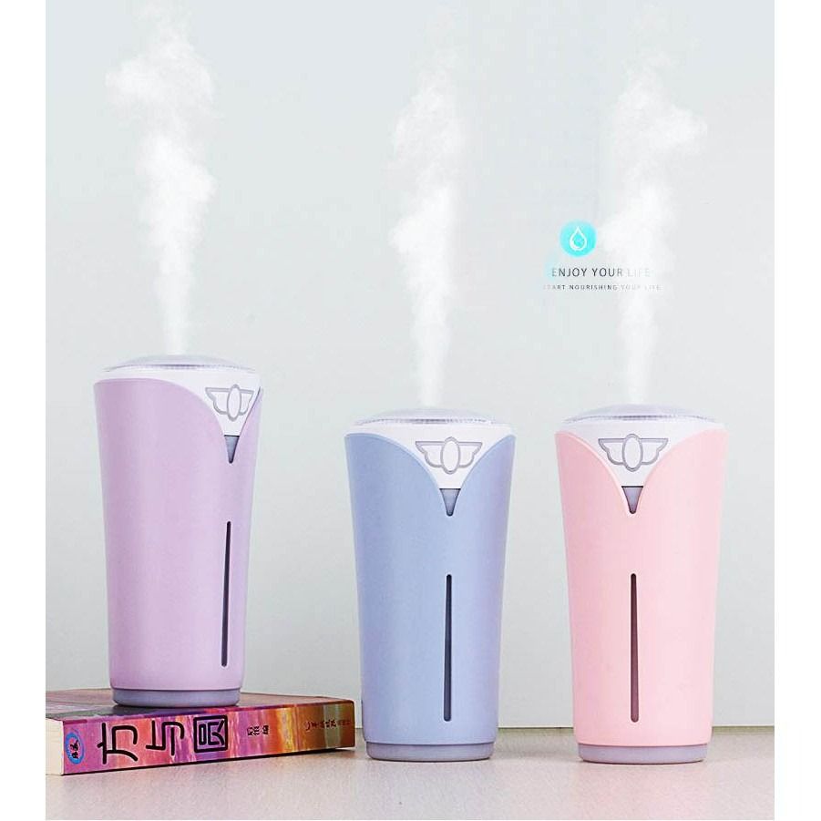280ml Air Humidifier Home Aroma Diffuser Color Air Purifier Atomizer (Category: Air Purifiers & Dehumidifiers) located in Manila. Submitted by hugobearstore (Listing ID 1370257293, Image 1). Description: This device will produce water moisture that will keep the air humid, especially in air-conditioned rooms. You can also use essential oil to create a fragrant room fragrance. There are LED lights where you can set several colors. The light that c