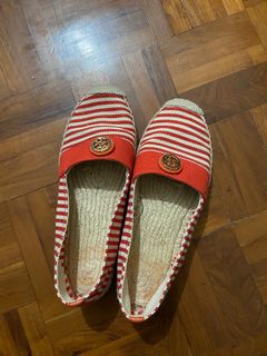 （分類：）位於 。 由 slandered.by.third.comment 提交（商品編號 1370386659，圖片 1）。簡介： 。