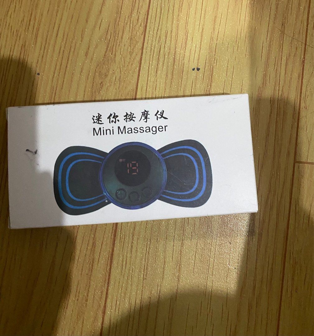 由 gia1228 (刊登 ID 1370253657，圖片 1) 提交，位於 彰化縣 (Changhua) 的 迷你按摩儀 (類別：按摩紓緩用品)，說明：。