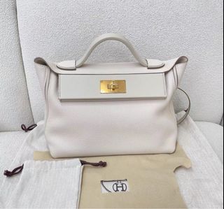 （分類：）位於 。 由 bellize.luxury 提交（商品編號 1370421888，圖片 1）。簡介： 。