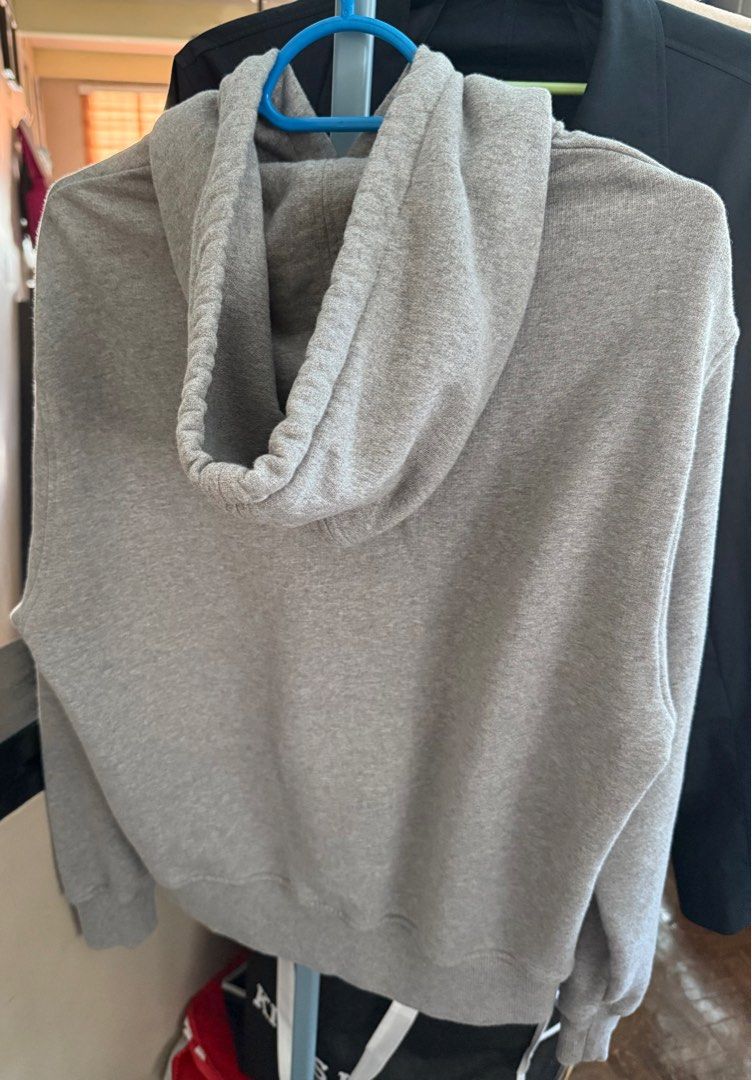 Ami Paris Jacket in light Gray (Category: Coats, Jackets and Outerwear) located in Mandaluyong City. Submitted by bniceanne (Listing ID 1370262354, Image 3). Description: Authentic item. Bought in tokyo japan last April 2025. Complete with receipt and paperbag Used only once. RFS : wrong size .