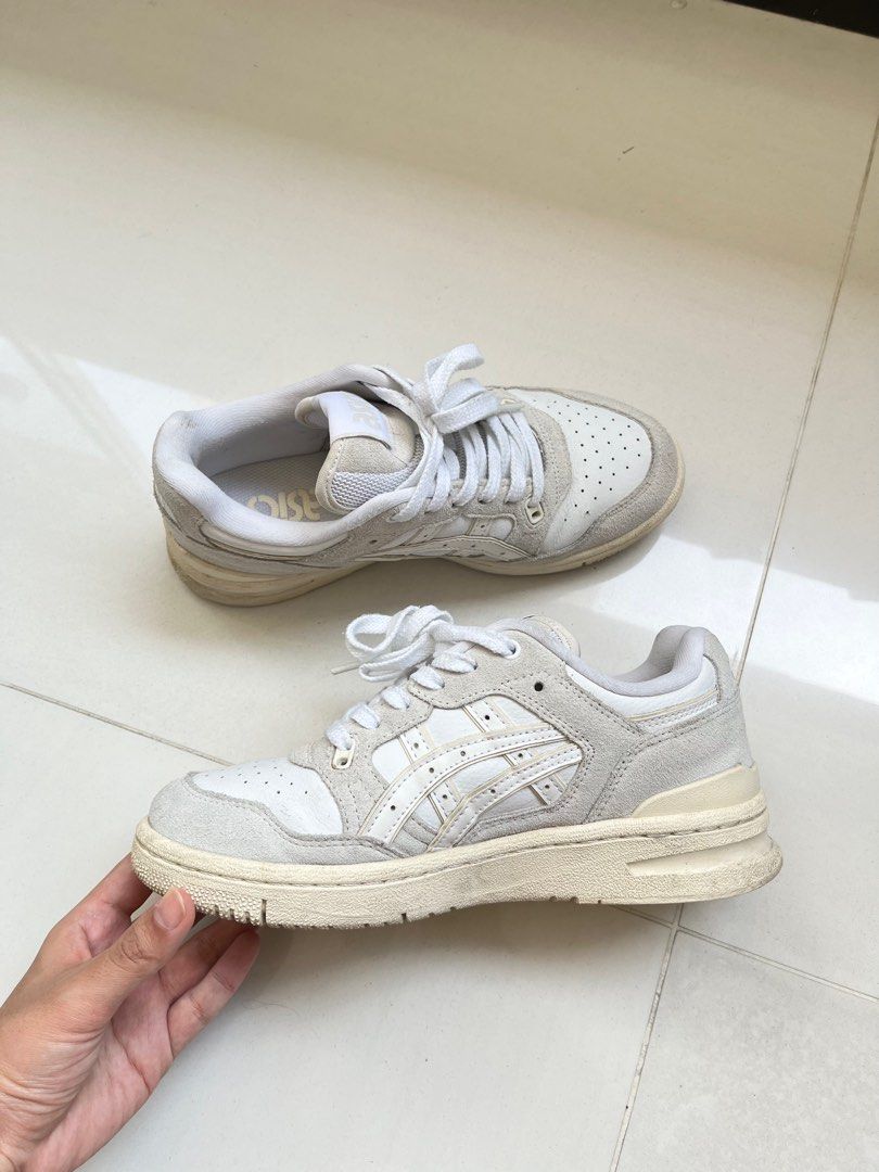 Asics EX89 suede cream off white (Category: Sneakers) located in Singapore. Submitted by maplefit (Listing ID 1370292573, Image 2). Description: EU 37.5. Fits 37-38 Worn just a few times Bought at $160.
