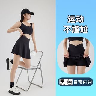 (Category: ) located in . Submitted by clothesz (Listing ID 1370363840, Image 1). Description: .