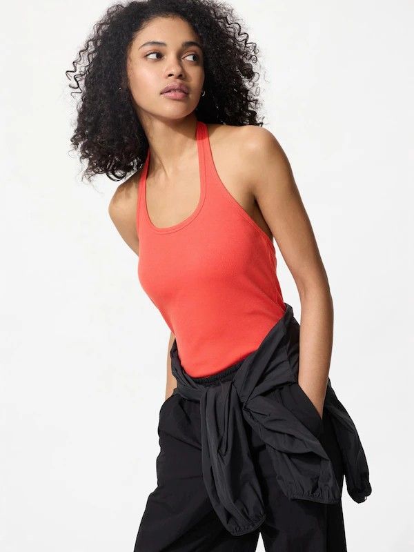 BNWT UNIQLO Open Back Halter Bra Top, Women's Fashion, Tops