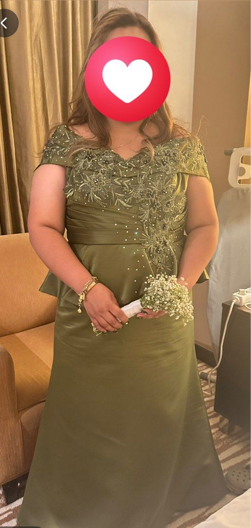 Bride of honor gown plus size (Category: Evening dresses & gowns) located in Taguig. Submitted by teph0106 (Listing ID 1370396677, Image 3). Description: Selling Bride of honor gown used once brought this 9k selling it low.