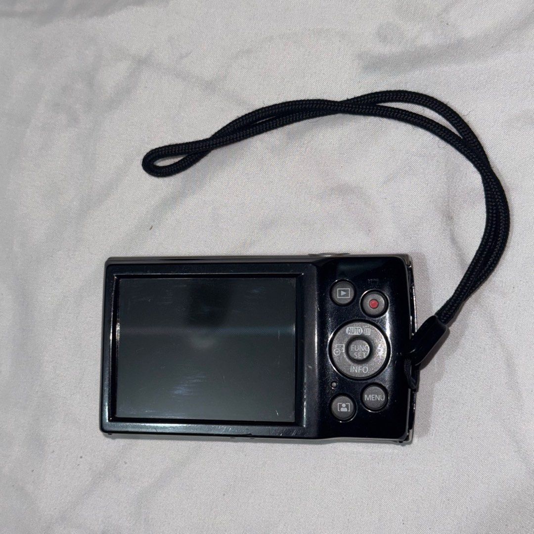 Canon Ixus 185 (Category: Cameras) located in Manila. Submitted by cookieskillet (Listing ID 1370420070, Image 2). Description: READY TO USE!! ⭐️ body condition: 9/10 (good as new) ⭐️ no issues! 100% working- flash, zoom and all buttons working ⭐️ TIKTOK AND CROWD FAVE!! most sought after ixus cam ⭐️ specs: - 20 mp - 8x optical zoom, 16xzoom plus -CDD sensor -like new. no signs of usage at all. ⭐️ inclusions: -with unit, original battery, charger