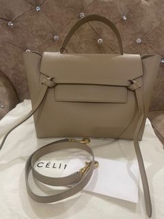 (Category: ) located in . Submitted by shoppingswithLux (Listing ID 1370302340, Image 1). Description: .