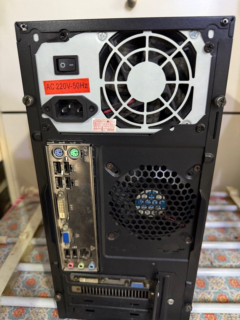 CPU and Parts (Category: Computer Parts) located in Quezon City. Submitted by stuffamania (Listing ID 1370296495, Image 2). Description: Specification: Motherboard: MSI H61M-P31/W8 Processor: Intel core i5 3470 3.20ghz Memory: DDR3 Kingston Hyperx blu 8GBx2 Graphic card: Palit 2gb DDr3 128B No processor fan No HDD CPU case included with basic power supply Still in good working condition spare parts from upgrade asking price is 4k but slight negot