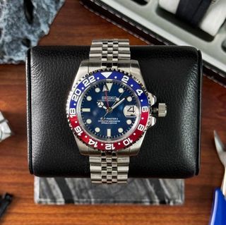 (Category: ) located in . Submitted by thewatchsociety (Listing ID 1325965109, Image 1). Description: .