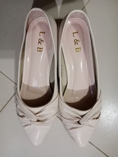 (Kategori: ) berada di . Dikirim oleh iniidellaa (ID iklan 1370366667, Gambar 1). Deskripsi: .