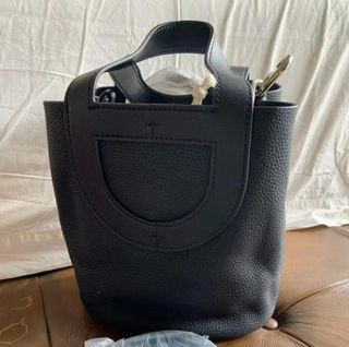 (Kategori: ) berada di . Dikirim oleh hana11preloved (ID iklan 1370397694, Gambar 1). Deskripsi: .