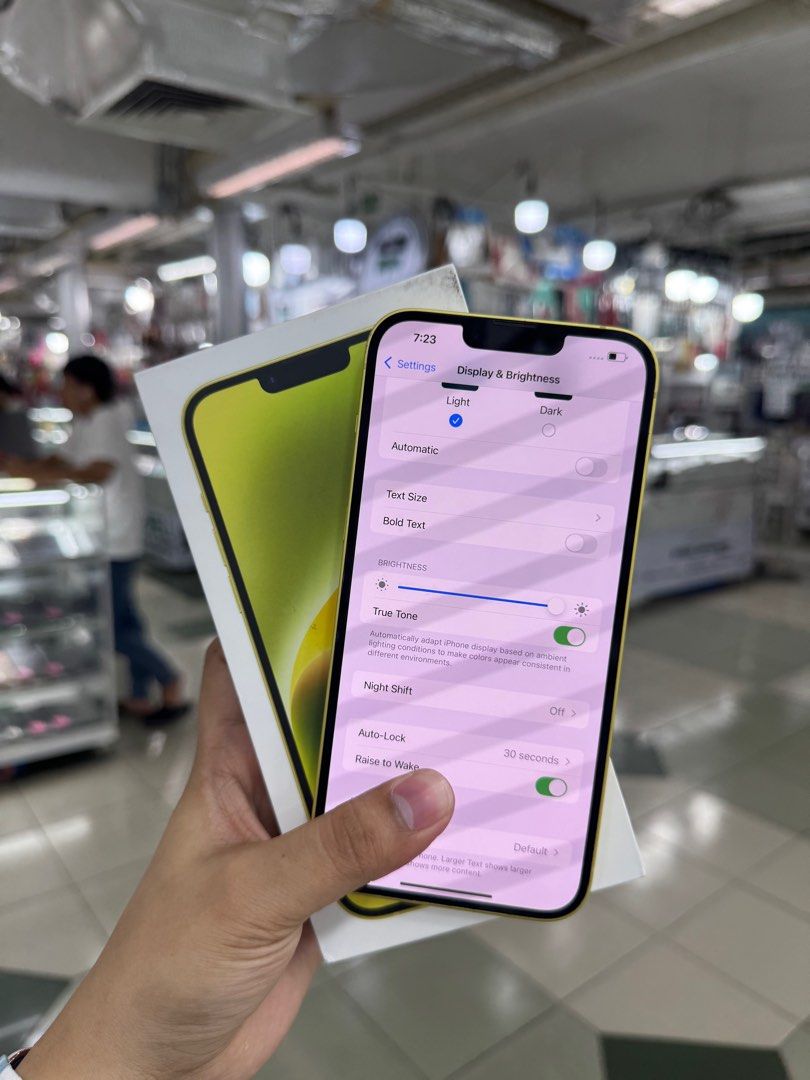 iPhone 14 Plus 128GB Factory Unlock No Issue (Category: iPhone 14 Series) located in Pasig City. Submitted by FarAndRayShop (Listing ID 1370304564, Image 2). Description: OPEN FOR SWAP/SELLING/BUYING (RFS: Buy and Sell) Price: 26,499 iPhone 14 Plus 128GB •FACTORY UNLOCK •NO HIDDEN ISSUES •TEST TO SAWA •Authentic Phone Physical store in Greenhills Shopping Center XC-07 Stall Number Look For Rayray Or Anika NO CASH INSTALLMENT We are open also for 