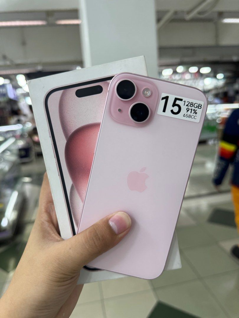 iPhone 15 128GB Factory Unlock No Issue (Category: iPhone 15 Series) located in Pasig City. Submitted by FarAndRayShop (Listing ID 1370303544, Image 1). Description: OPEN FOR SWAP/SELLING/BUYING (RFS: Buy and Sell) Price: 32,499 iPhone 15 128GB •FACTORY UNLOCK •NO HIDDEN ISSUES •TEST TO SAWA •Authentic Phone Physical store in Greenhills Shopping Center XC-07 Stall Number Look For Rayray Or Anika NO CASH INSTALLMENT We are open also for : *CREDITC
