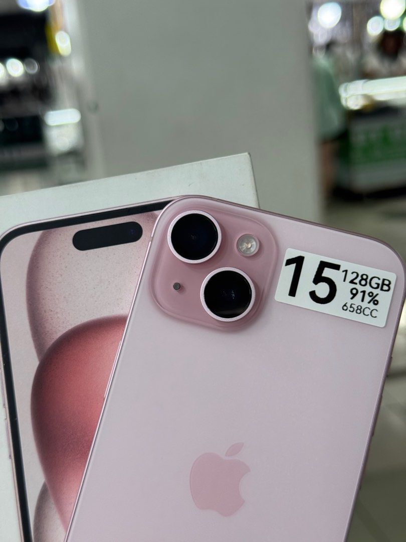 iPhone 15 128GB Factory Unlock No Issue (Category: iPhone 15 Series) located in Pasig City. Submitted by FarAndRayShop (Listing ID 1370303544, Image 2). Description: OPEN FOR SWAP/SELLING/BUYING (RFS: Buy and Sell) Price: 32,499 iPhone 15 128GB •FACTORY UNLOCK •NO HIDDEN ISSUES •TEST TO SAWA •Authentic Phone Physical store in Greenhills Shopping Center XC-07 Stall Number Look For Rayray Or Anika NO CASH INSTALLMENT We are open also for : *CREDITC