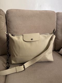 (Category: ) located in . Submitted by rdgpreloved (Listing ID 1370429344, Image 1). Description: .