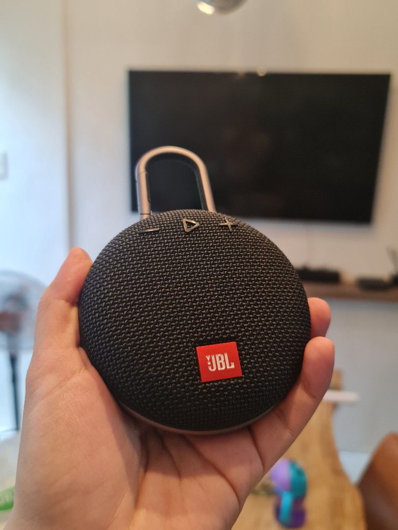 JBL CLIP 3 (Category: Soundbars, Speakers & Amplifiers) located in Manila. Submitted by miskym (Listing ID 1370271602, Image 1). Description: 100% Authentic barely used.