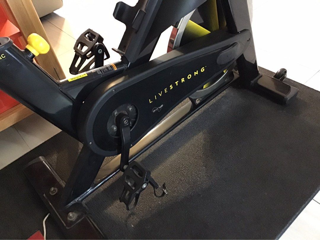 二手Johnson 喬山 LIVESTRONG LS9.9IC飛輪健身車