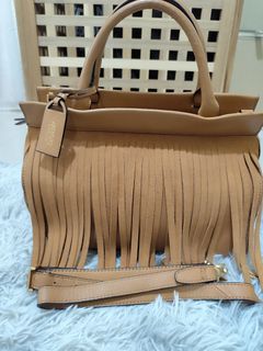 (Kategori: ) berada di . Dikirim oleh lovelystuffff24 (ID iklan 1370298372, Gambar 1). Deskripsi: .